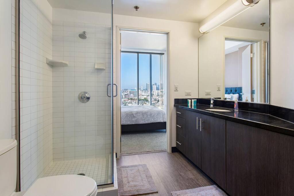 Lovely Upscale High Rise Private Parking & Pool Διαμέρισμα Λος Άντζελες Εξωτερικό φωτογραφία
