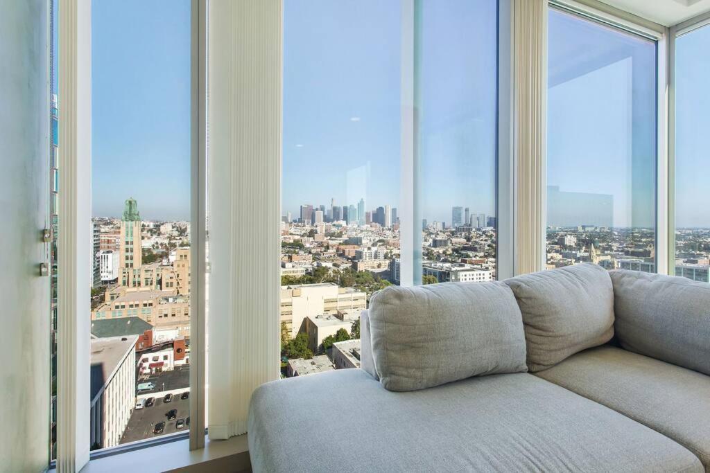 Lovely Upscale High Rise Private Parking & Pool Διαμέρισμα Λος Άντζελες Εξωτερικό φωτογραφία