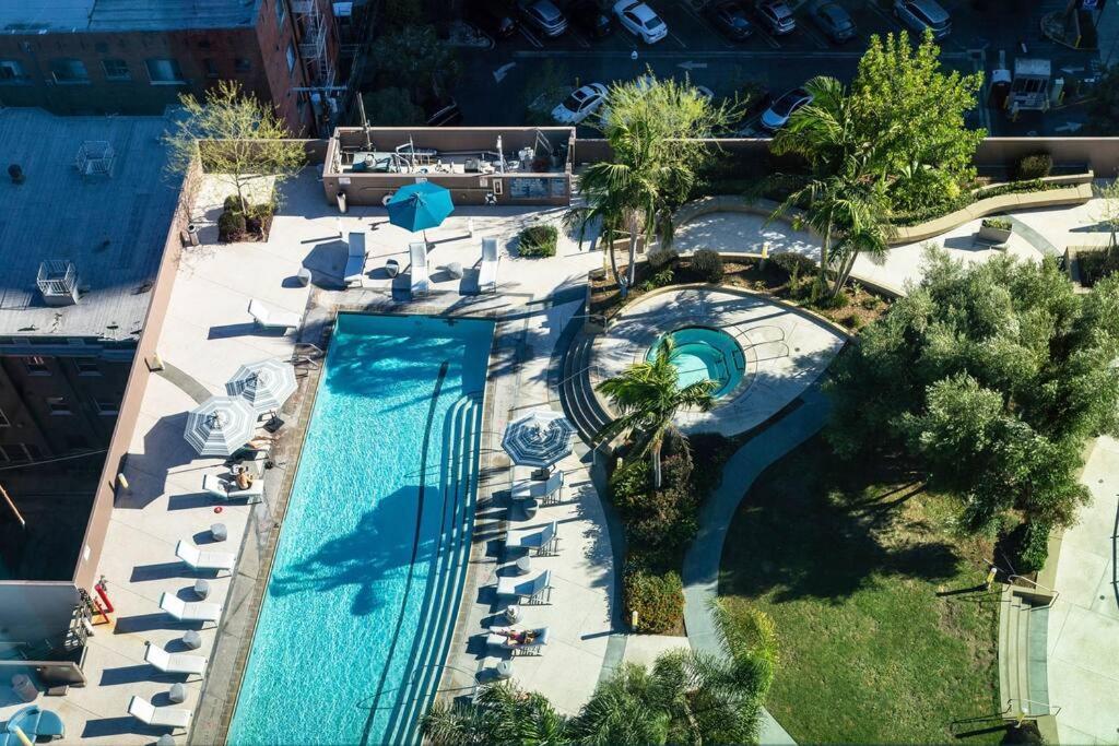 Lovely Upscale High Rise Private Parking & Pool Διαμέρισμα Λος Άντζελες Εξωτερικό φωτογραφία